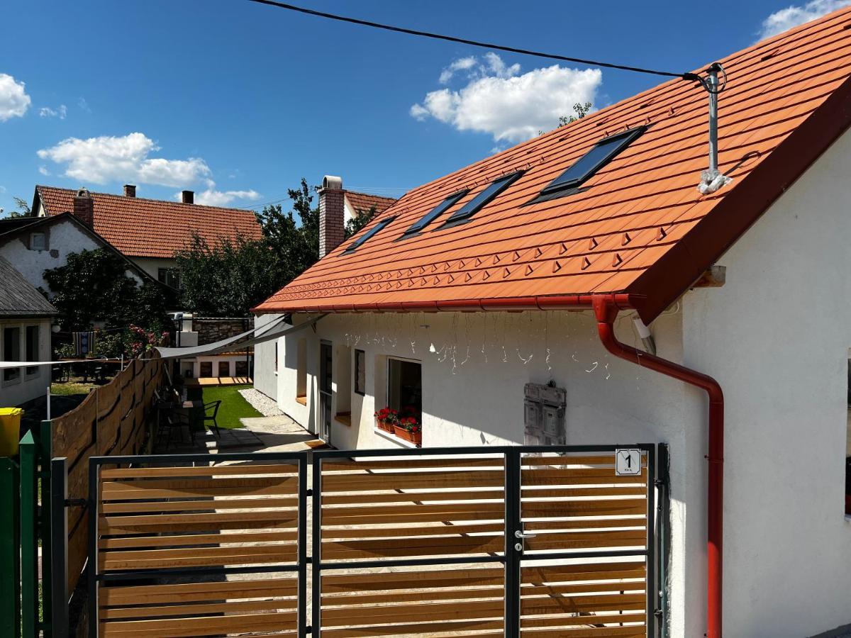 Loft Piheno Es Wellness Haz Villa Balatonfüred Eksteriør billede