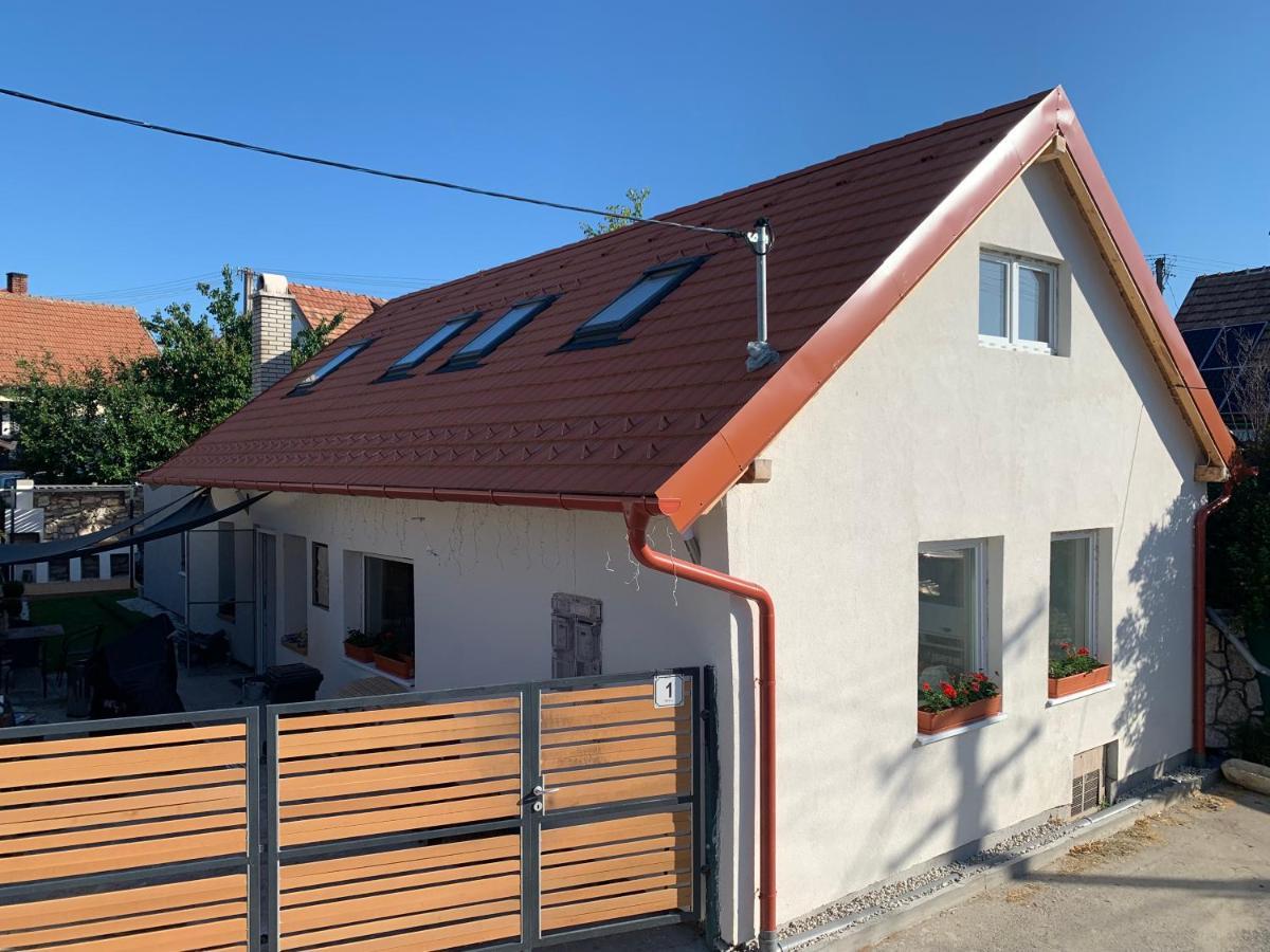 Loft Piheno Es Wellness Haz Villa Balatonfüred Eksteriør billede