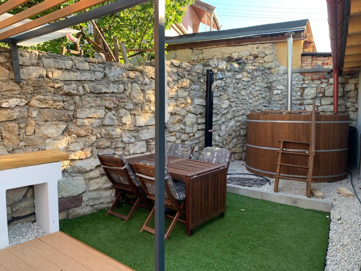 Loft Piheno Es Wellness Haz Villa Balatonfüred Eksteriør billede
